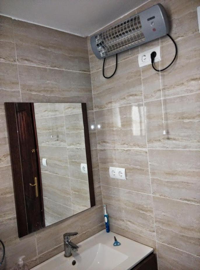 Piso Compartido Cerca De La Universidad Ceu Moncada Exterior foto